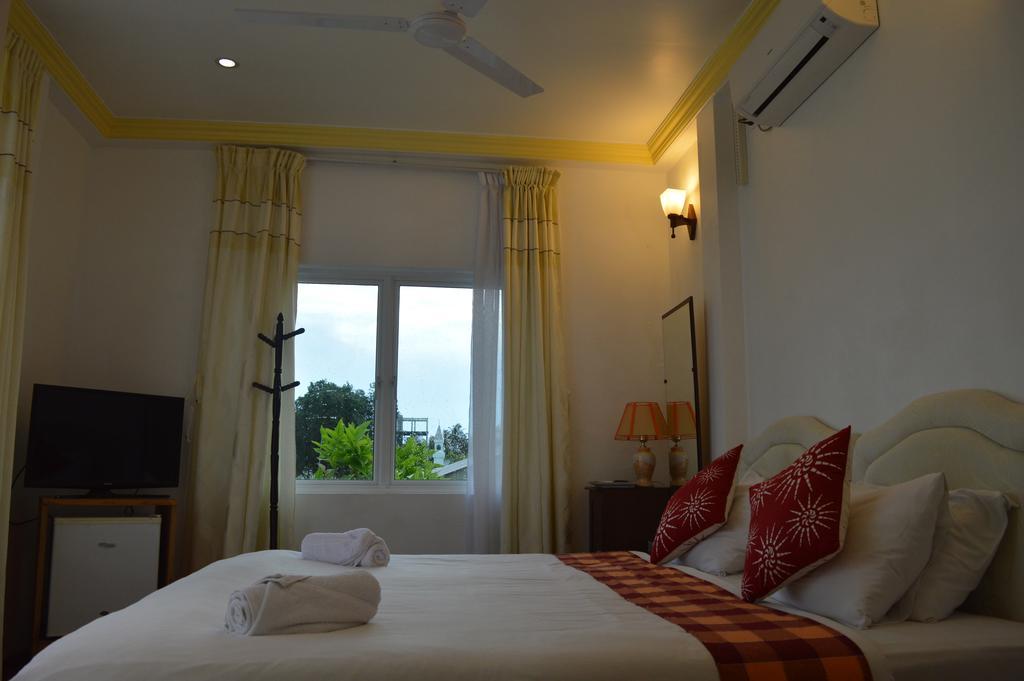 Sun Shine View Hotell Maafushi Eksteriør bilde